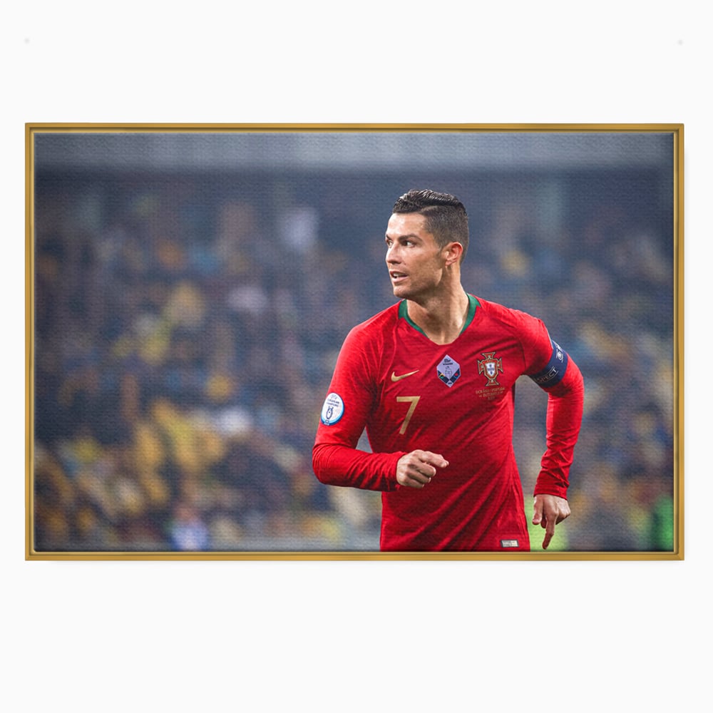 Tablou canvas cu tablou canvas cu cristiano ronaldo, in rama de aluminiu auriu